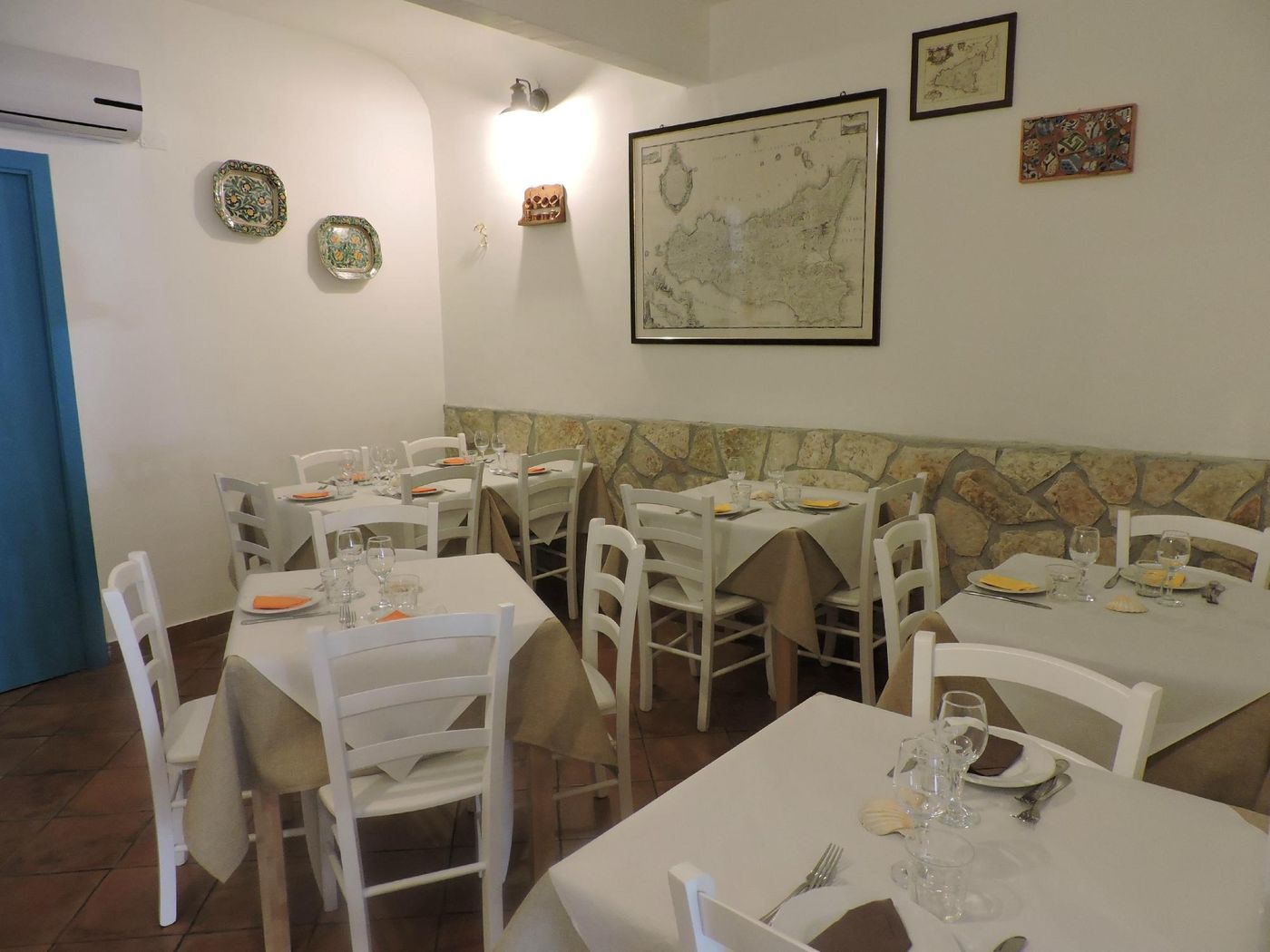 La sala dell'Osteria Mercede